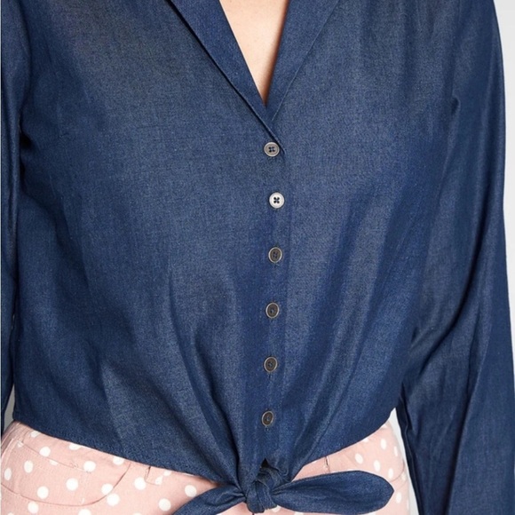 NWT Modcloth Retro Renewal Chambray Cropped Dark Blue Blouse Sz Small - Picture 3 of 6